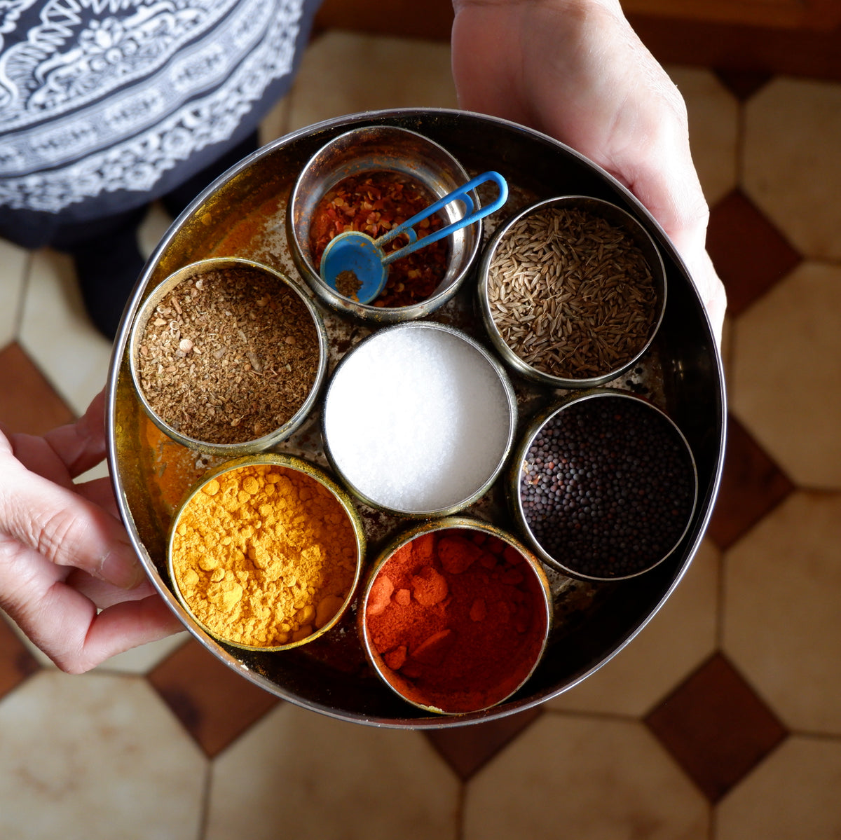 Ayurvedic Spices & Tips to Help Stay Warm in Winter!